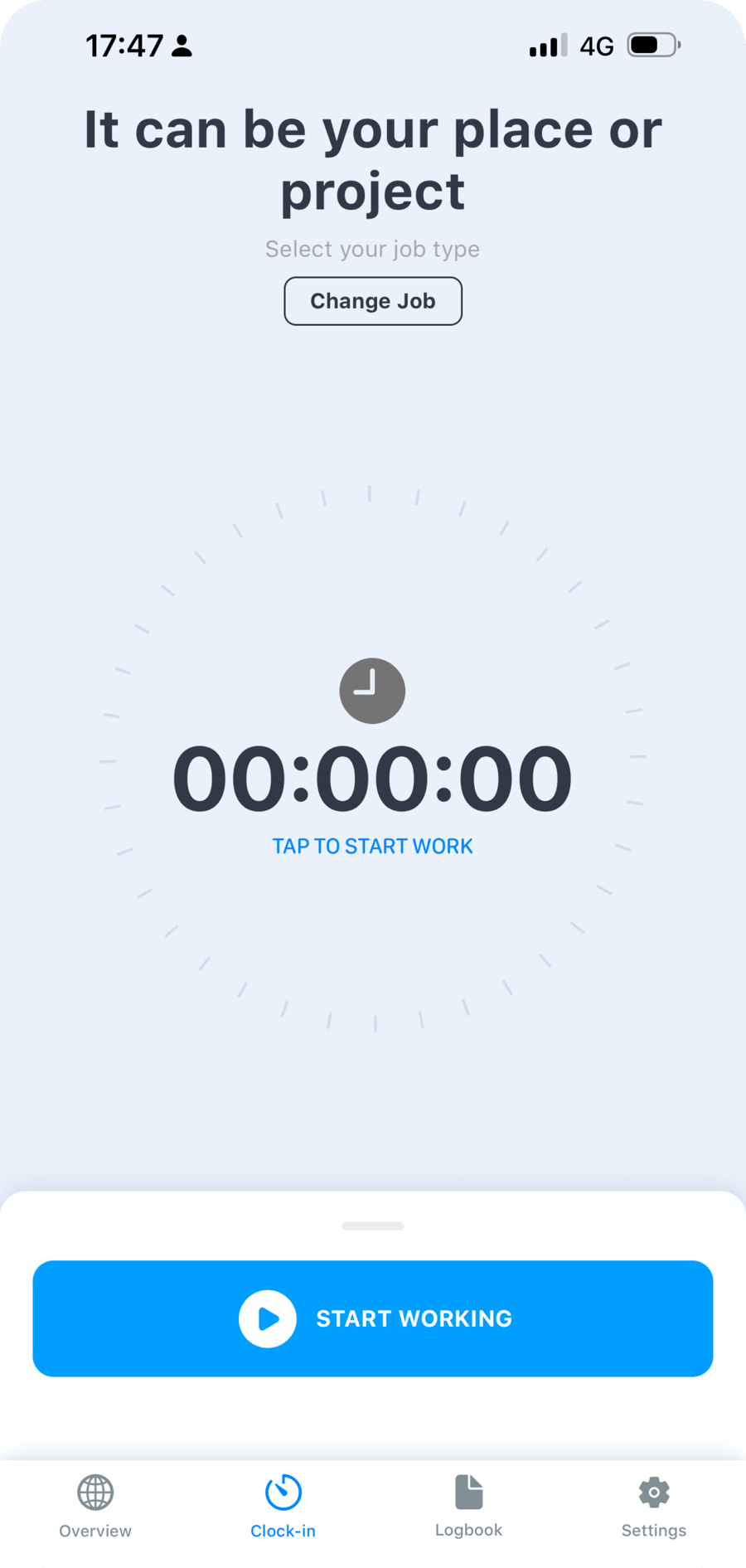 Employee using Grownu mobile app for time tracking