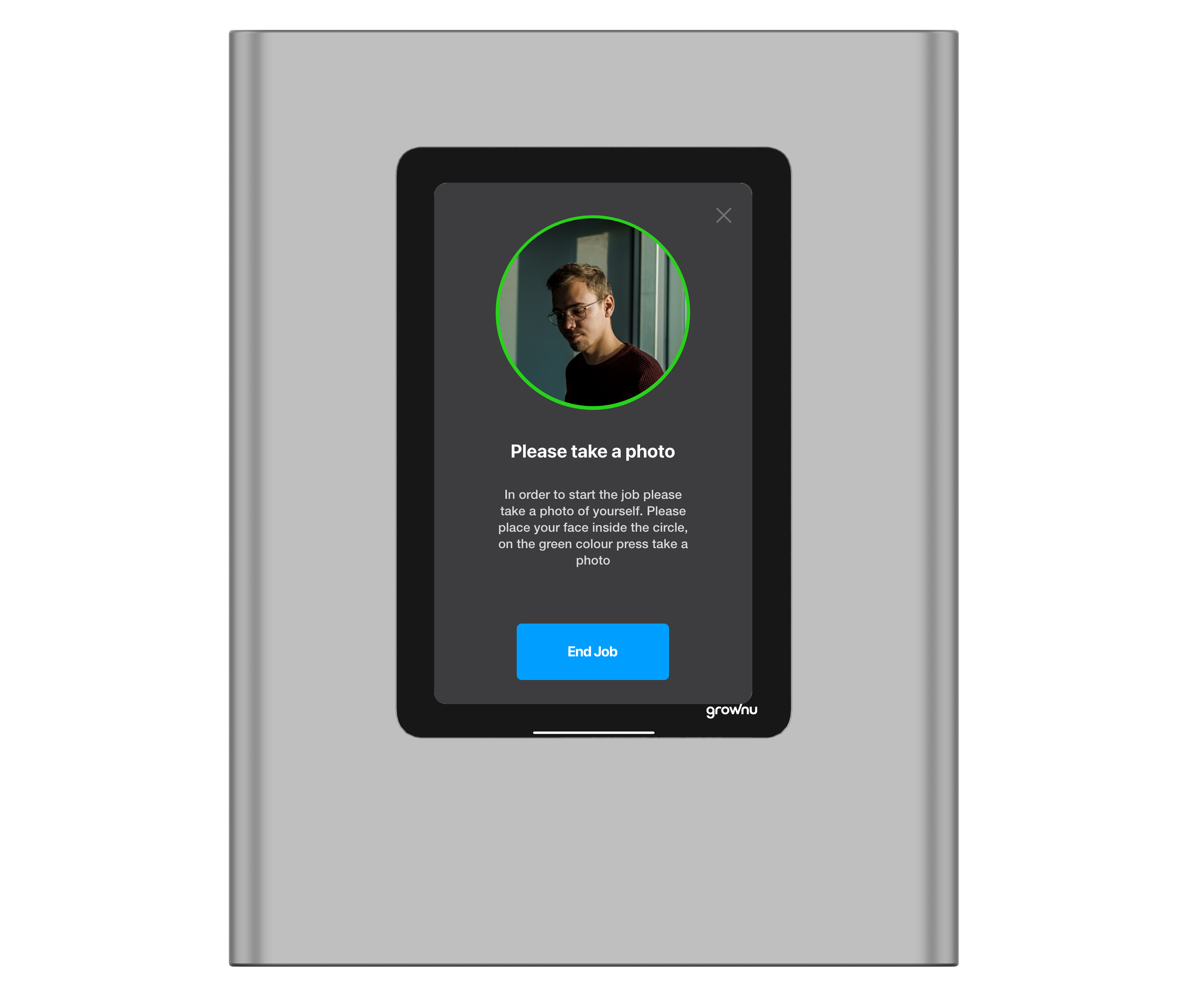 Optional photo capture at clock-in / clock-out using the terminal camera